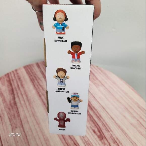FP Little People Collector: Stranger Things Max's Song Collector Set NIB - Picture 6 of 9